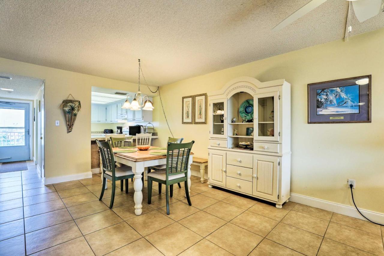 Oceanfront Cocoa Beach Condo With View Walk To Pier Exterior photo