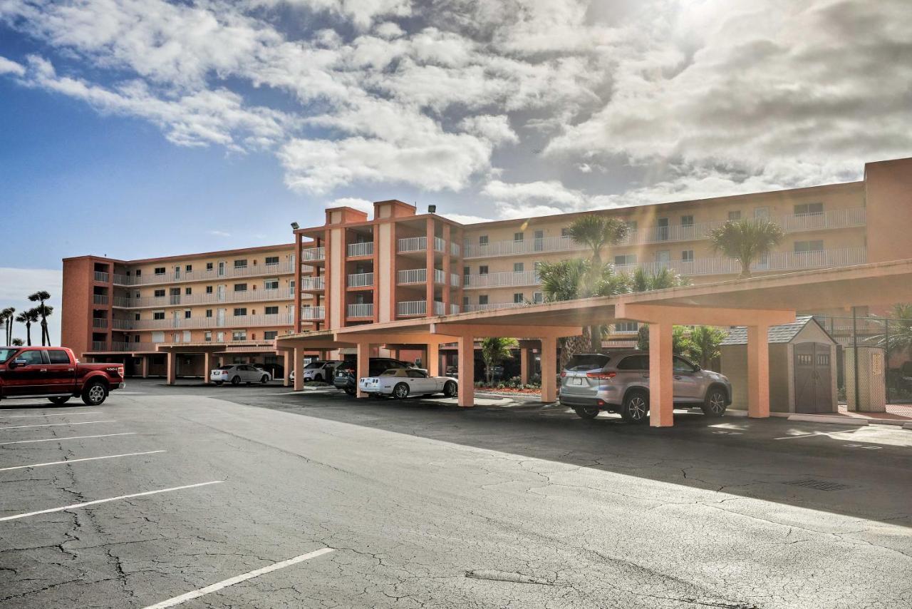 Oceanfront Cocoa Beach Condo With View Walk To Pier Exterior photo